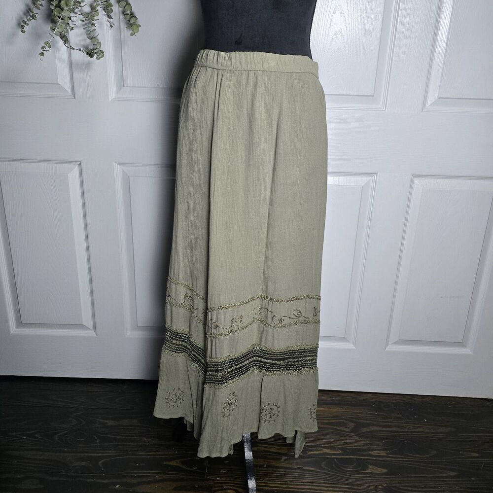 Chicos Bohemian Style Maxi Skirt Asymmetrical Embroidered Green Size 1